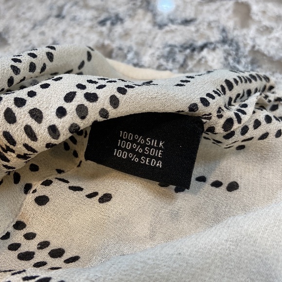 4/$15 EDUN | 100% Silk Embroidered Jungle Peplum Blouse Size M Medium - Picture 9 of 15